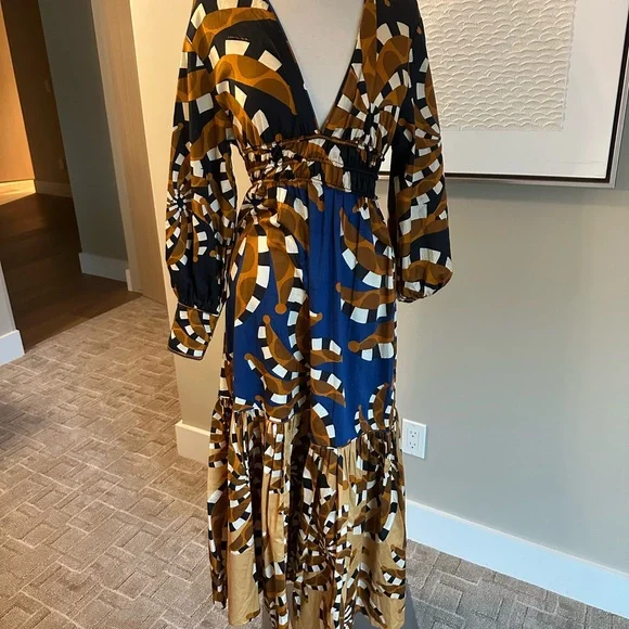 FARM Rio Orange and Black Long Sleeve Dress - Picture 6 of 12